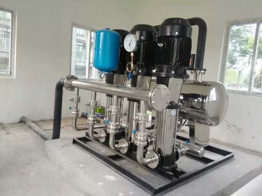 無負壓供水設備3泵.jpg 無負壓供水設備3泵.jpg