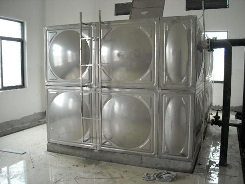 ��ʽ�o(w��)ؓ(f��)����ˮ�O(sh��)������ο���ˮλ�ģ�