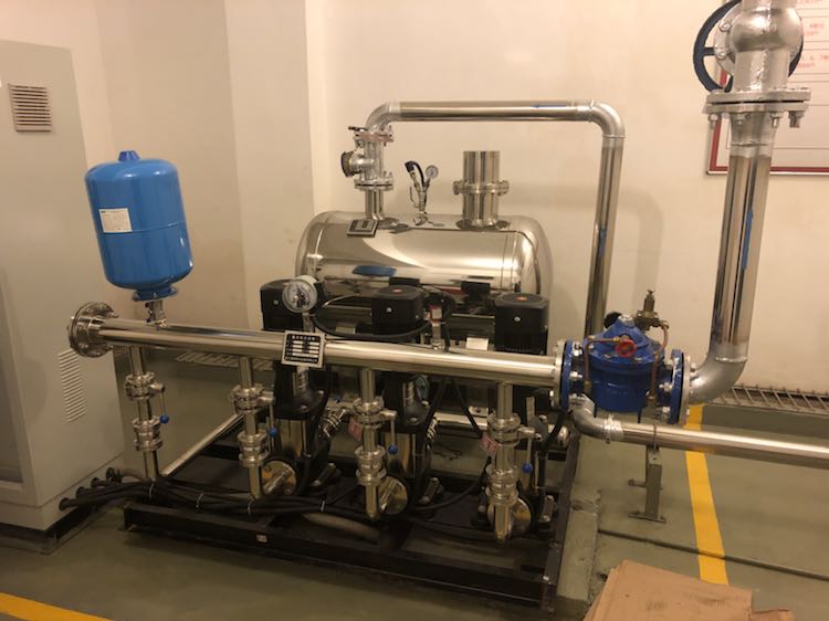 8層23戶用多大的無負(fù)壓變頻供水系統(tǒng)