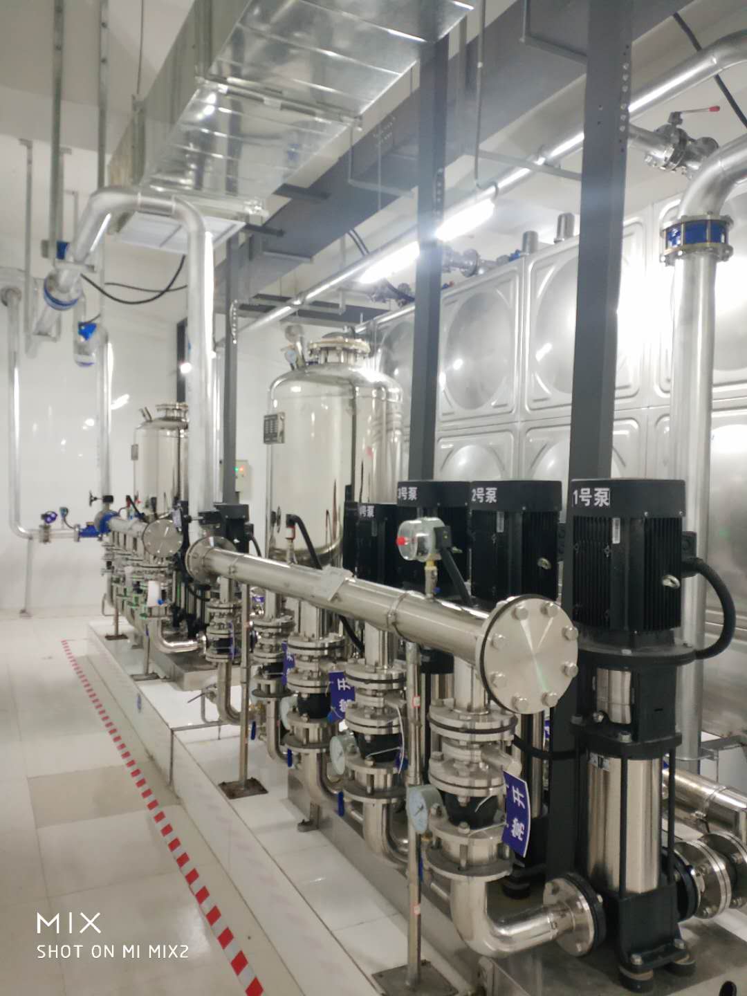 變頻恒壓水箱式加壓設備 變頻恒壓水箱式加壓設備